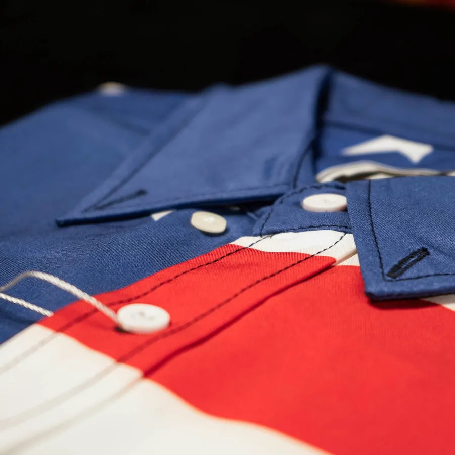 AMERICAN FLAG BUTTON DOWN
