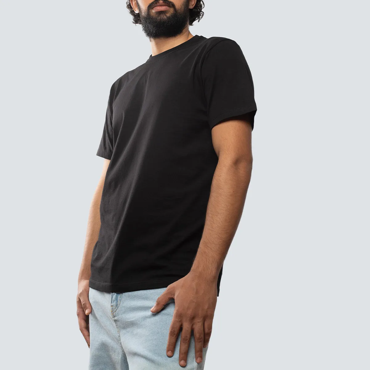 Basic Crewneck Tee . Black