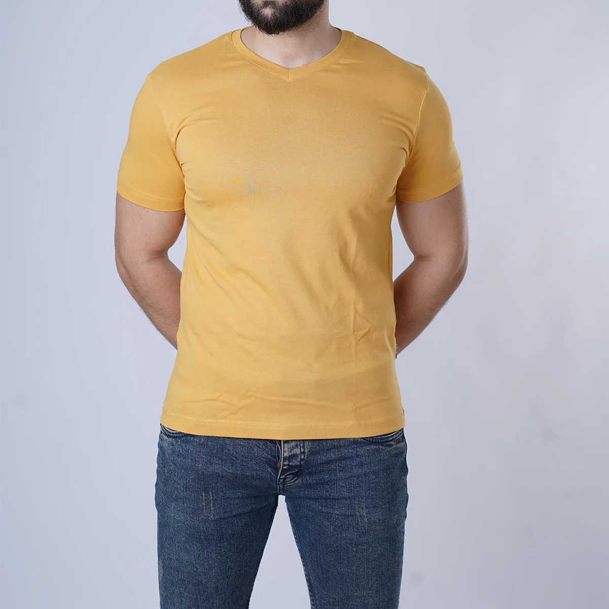 Basic T-Shirt V-Neck