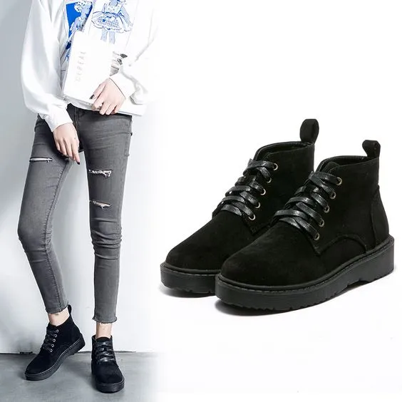 British College Trend Flat Booties