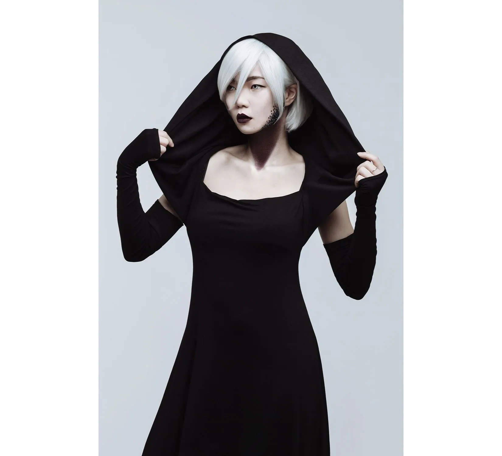 Casual gothic black hooded jersey cobra dress