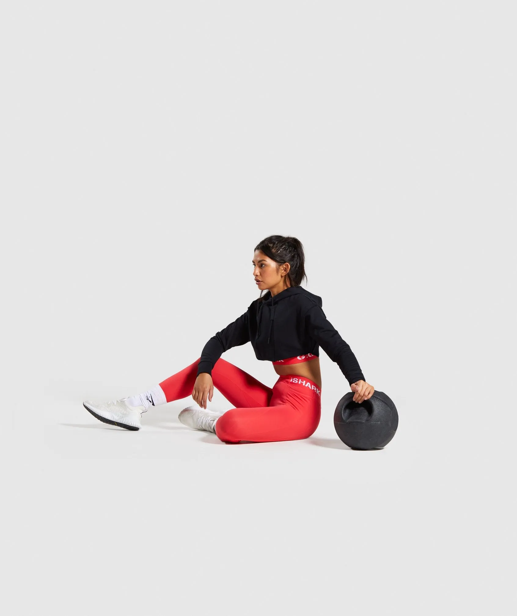 Gymshark Legacy Fitness Super Cropped Hoodie - Black