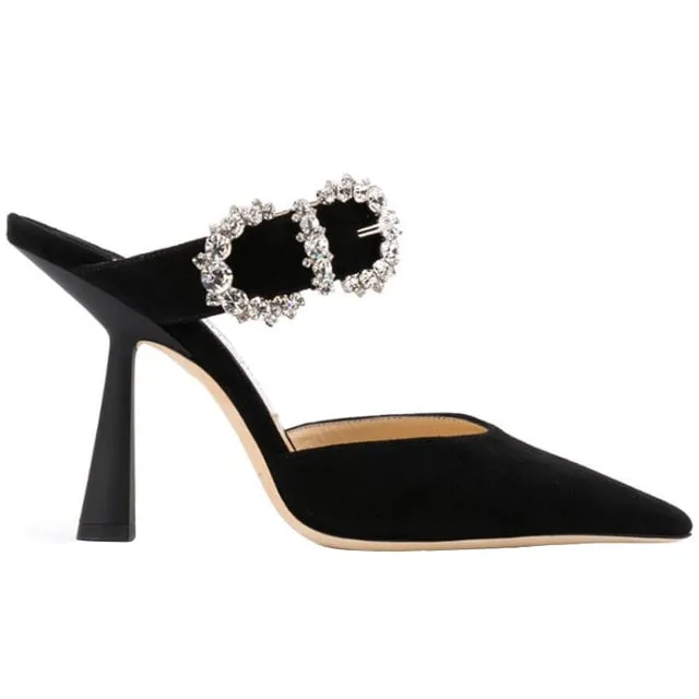 High-Heeled Slippers
