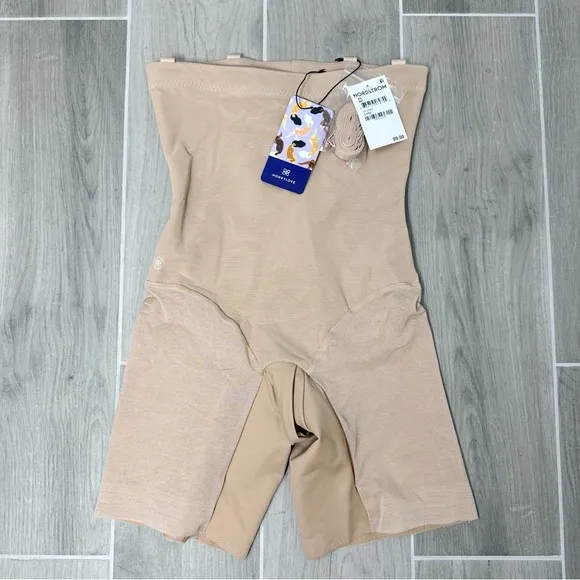 HoneyLove SuperPower Short All Over Sculpt in Sand Size Extra Small