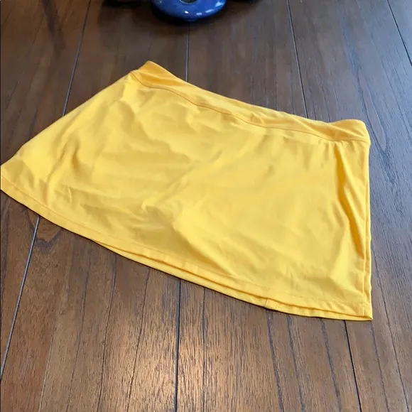 Lija Skort