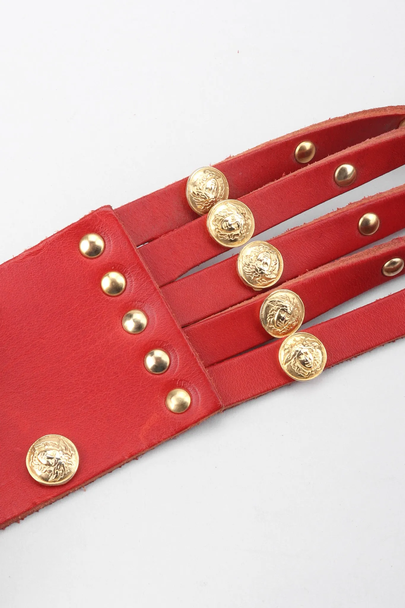 Medusa Stud Contour Belt