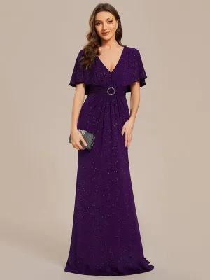 Robe de soirée moulante à col en V et manches chauve-souris plissées scintillantes