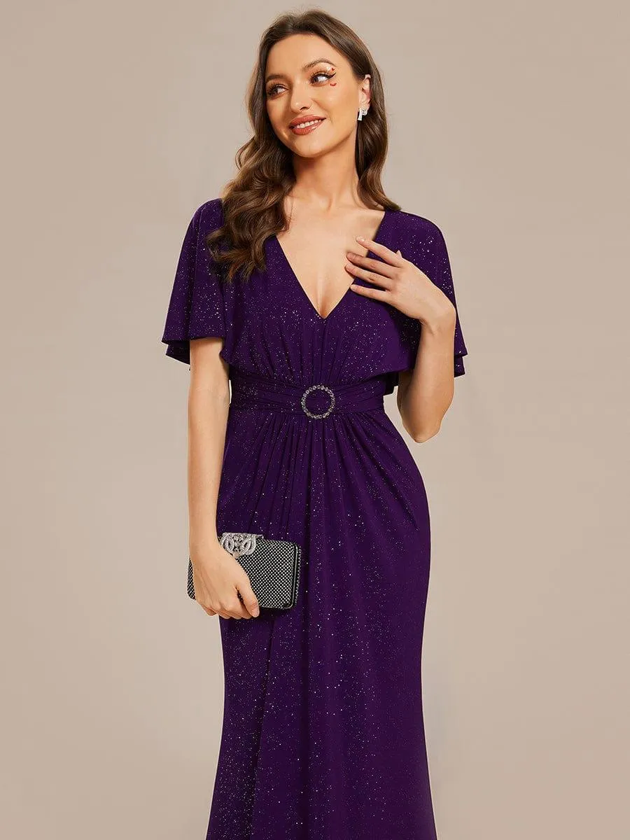 Robe de soirée moulante à col en V et manches chauve-souris plissées scintillantes