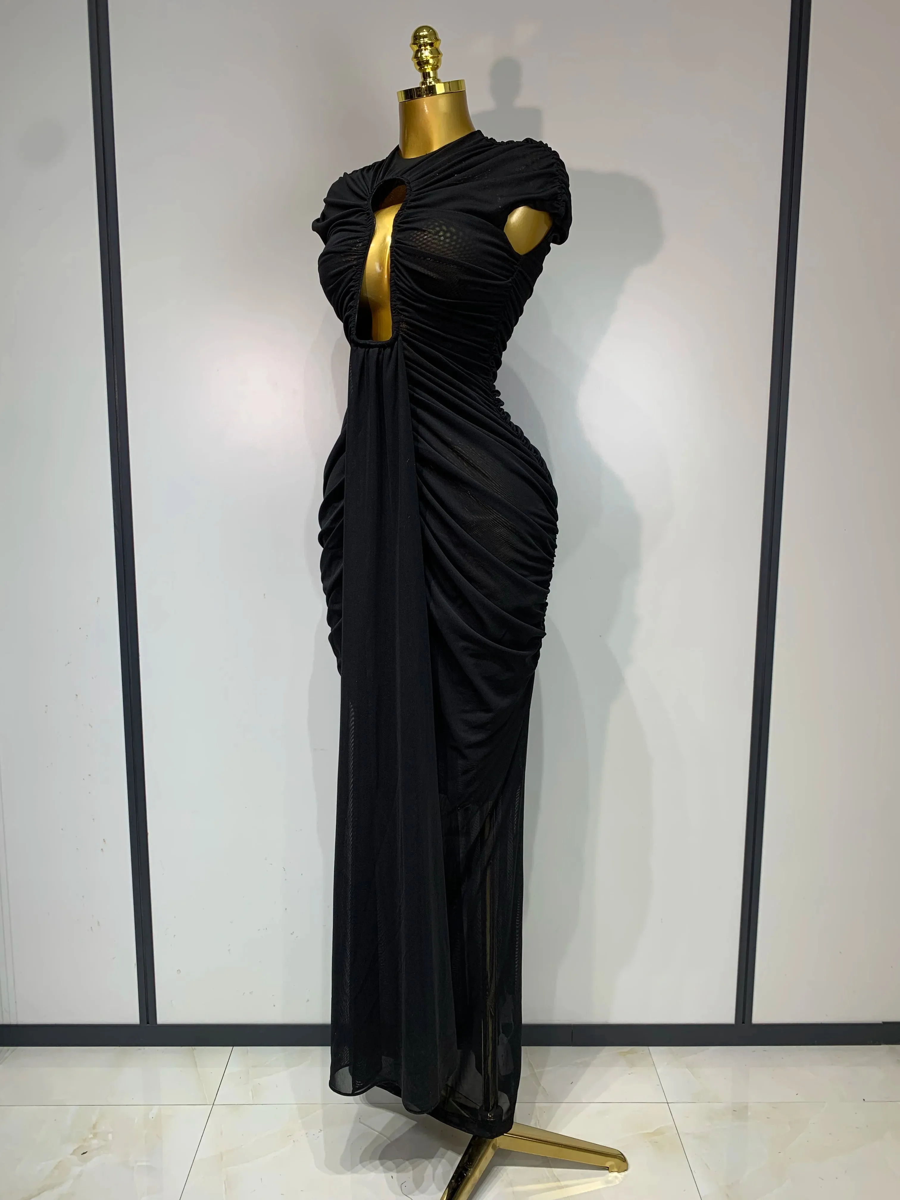 Sexy Sleeveless O-Neck Bodycon