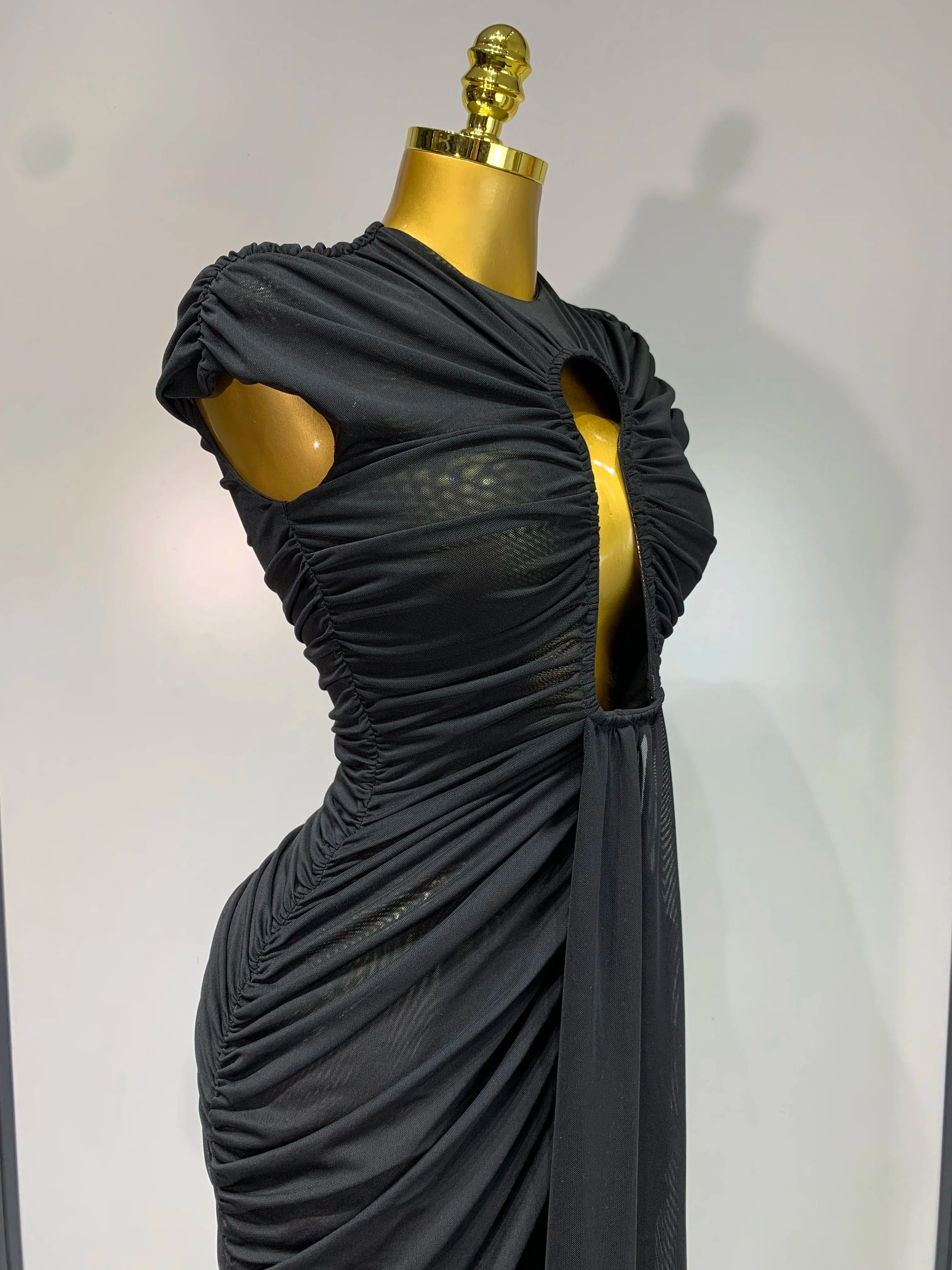Sexy Sleeveless O-Neck Bodycon