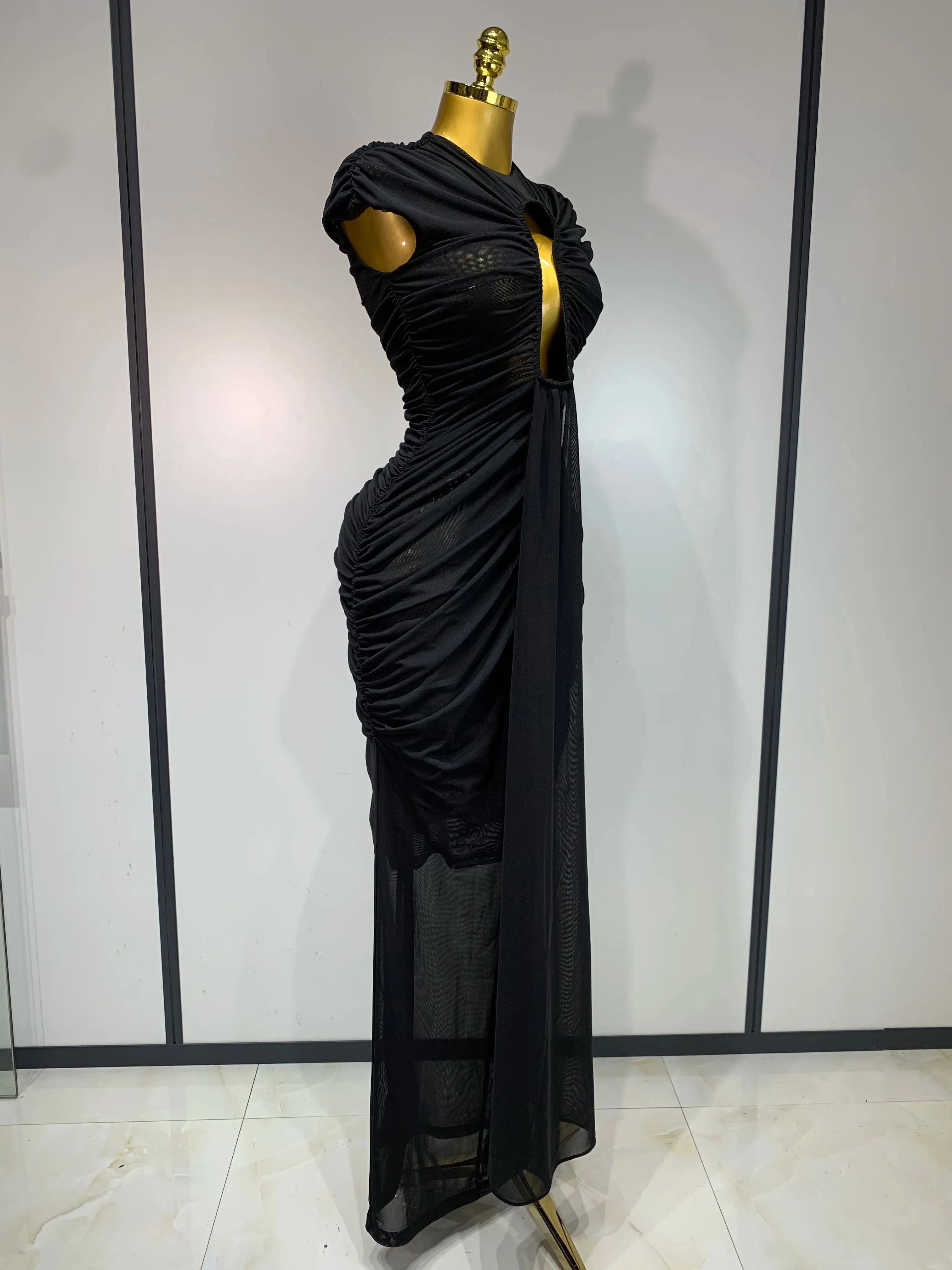 Sexy Sleeveless O-Neck Bodycon
