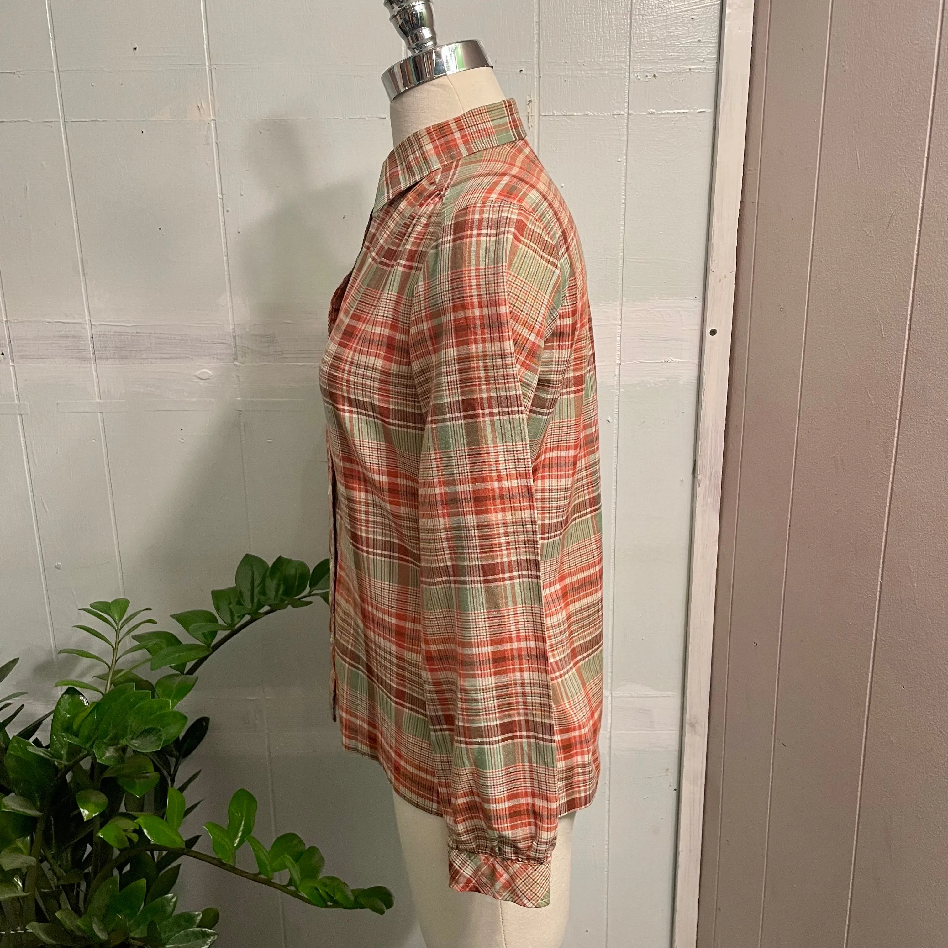 Vintage 70s / 80s College Town Plaid Blouse // Sz Small Medium (HT23122)