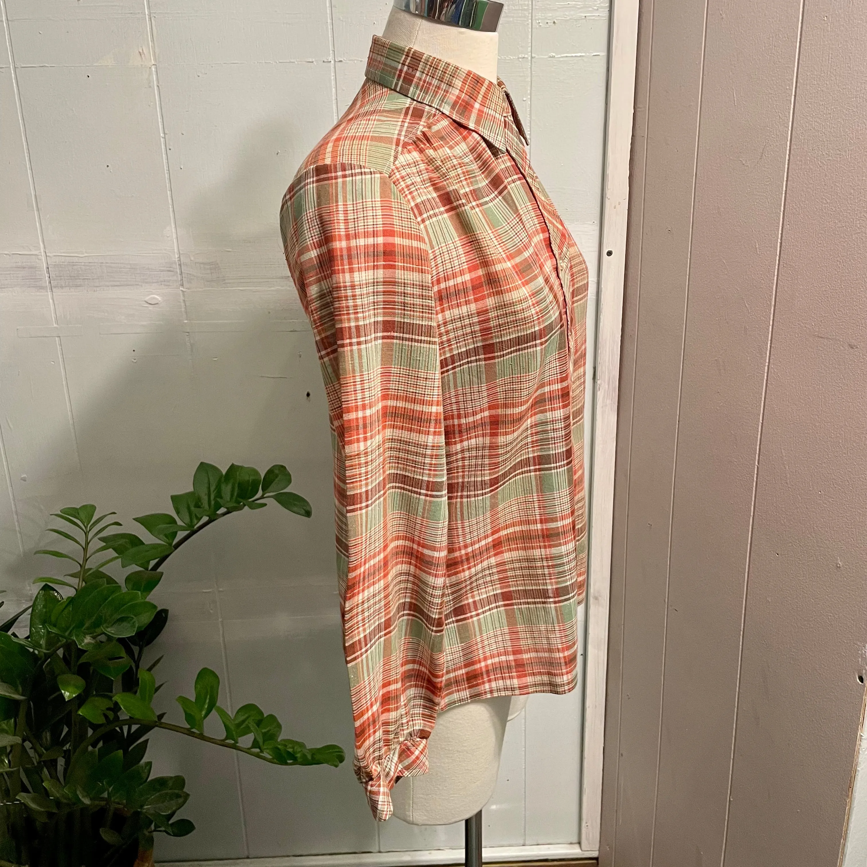Vintage 70s / 80s College Town Plaid Blouse // Sz Small Medium (HT23122)