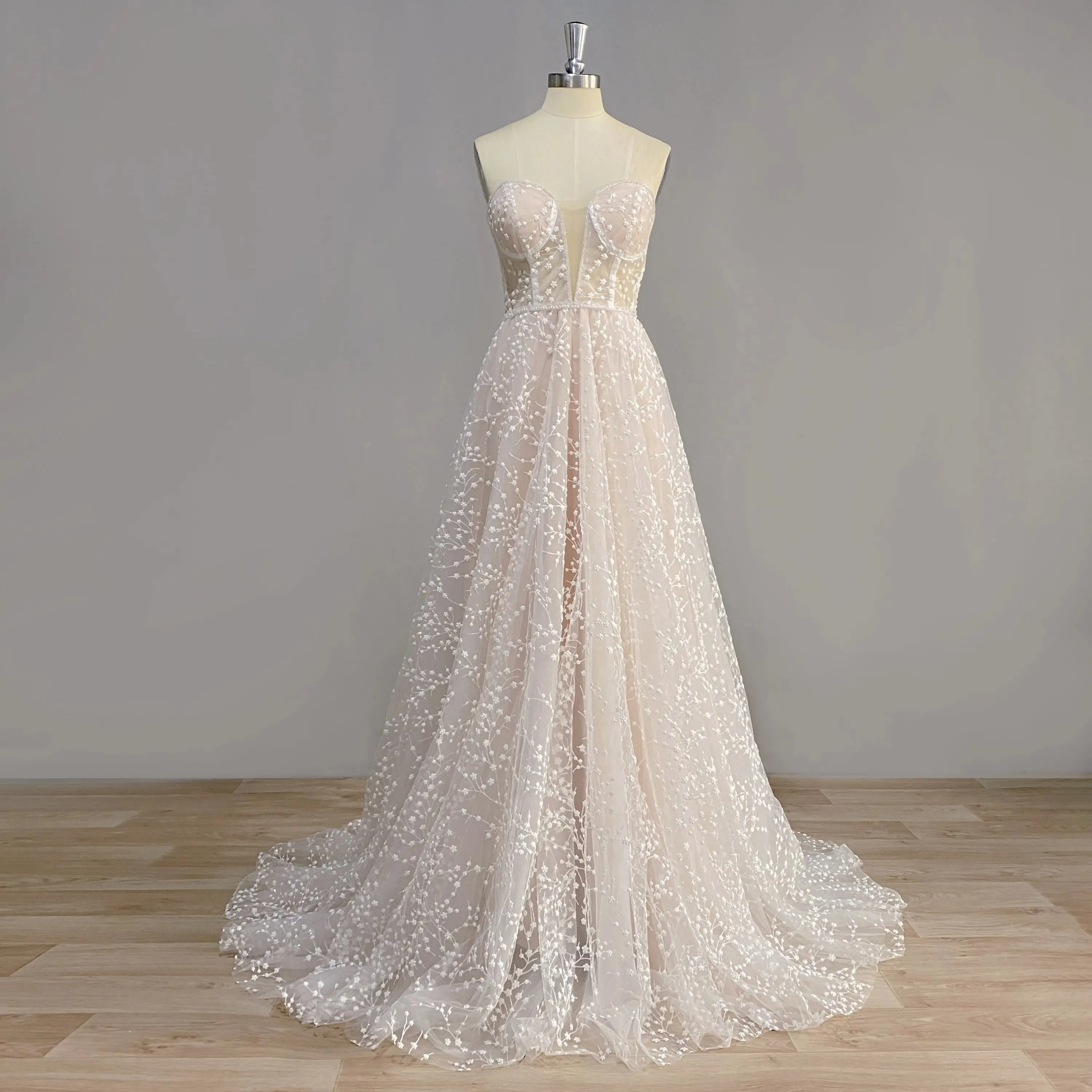 Wedding Dresses Strapless A Line Sleeveless Appliques Bride Gown