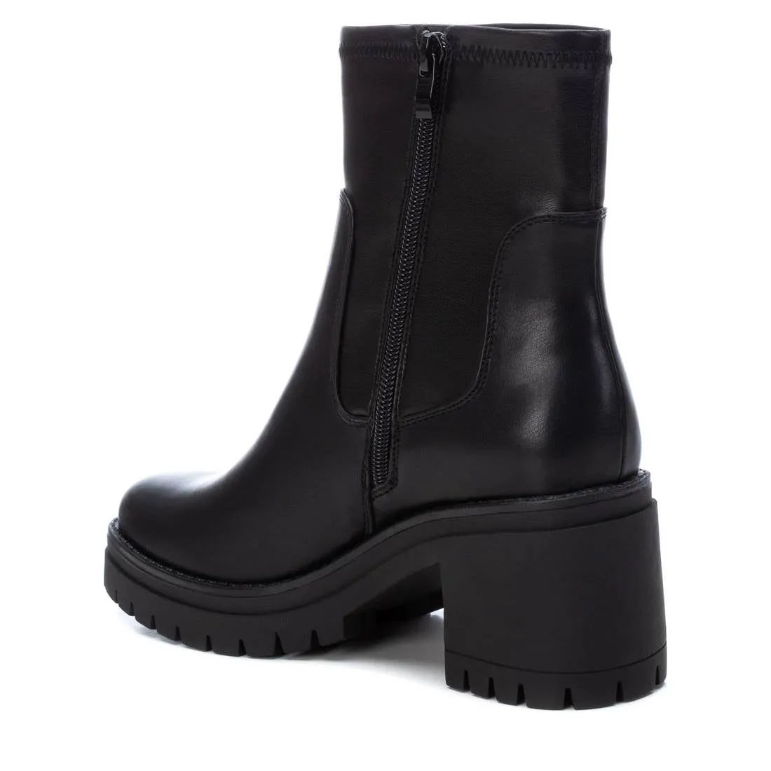 Women's Ankle Booties By XTI 140190